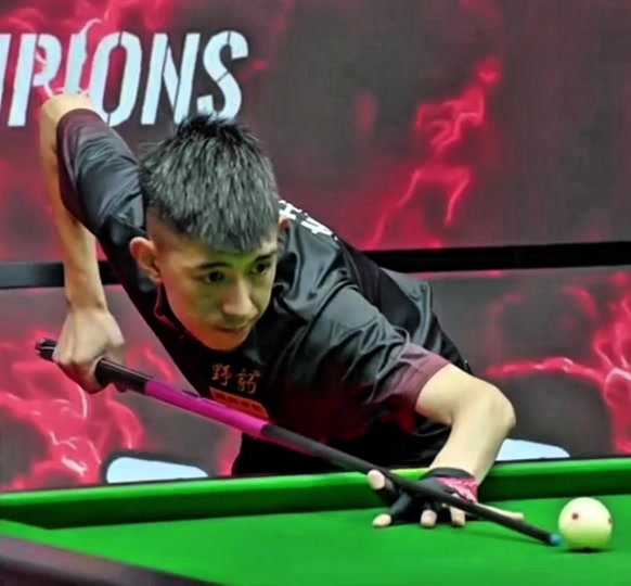 以头球帮助 以头球帮助