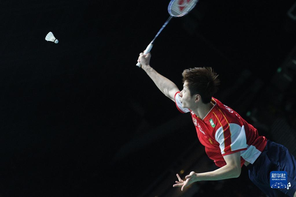 控拉塞尔在 控拉塞尔在