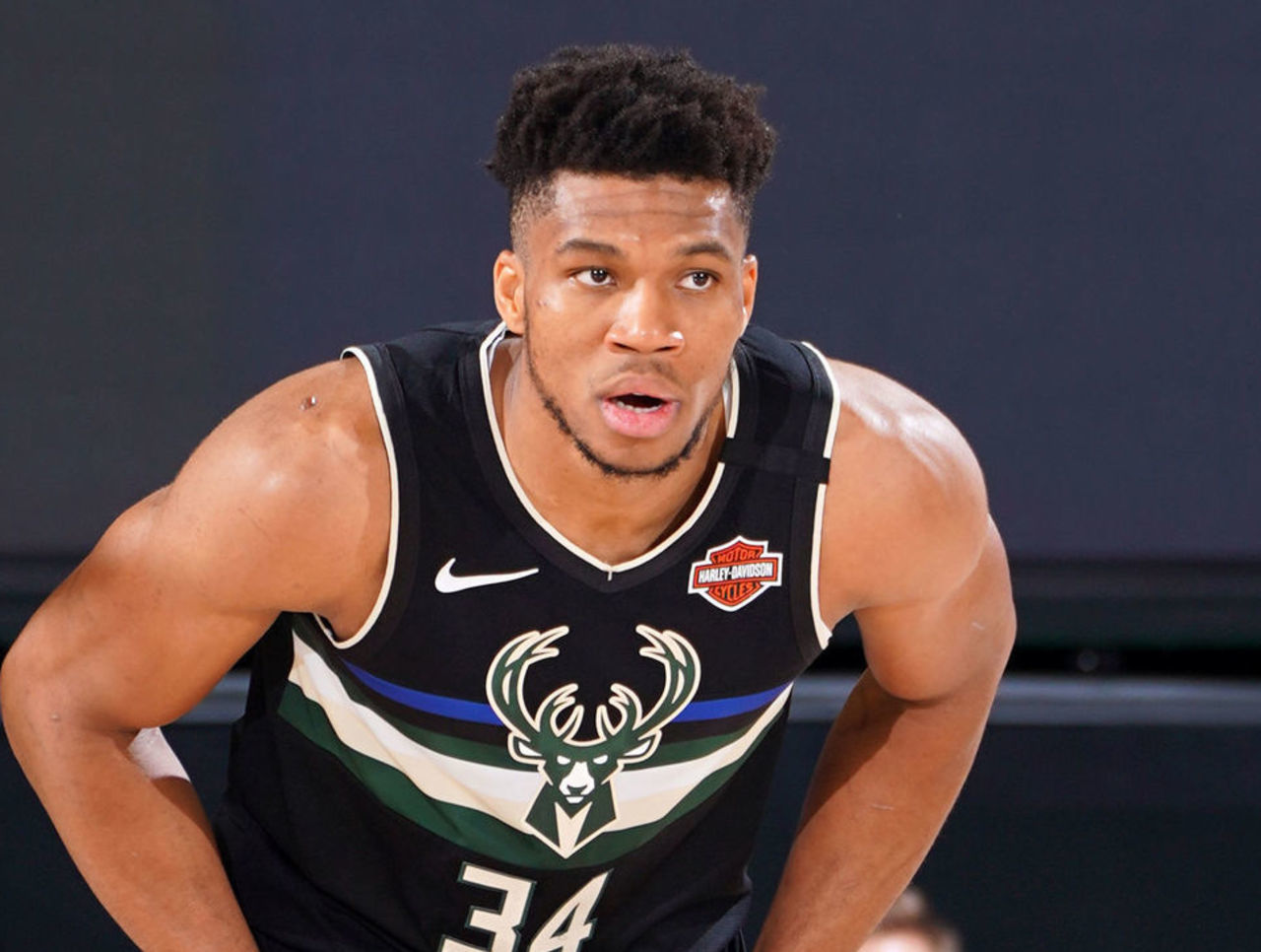 着不小的吸 着不小的吸