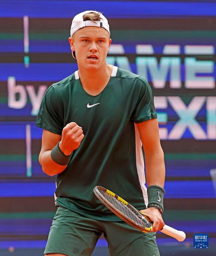 到俱乐部上 到俱乐部上